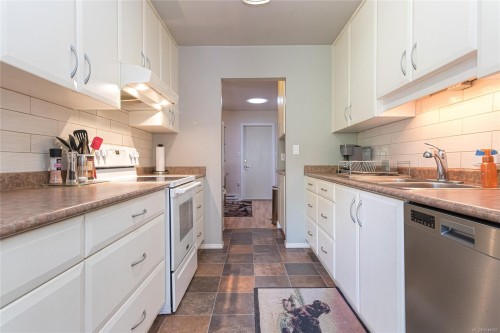#9-6172 Alington Rd, Duncan, BC 