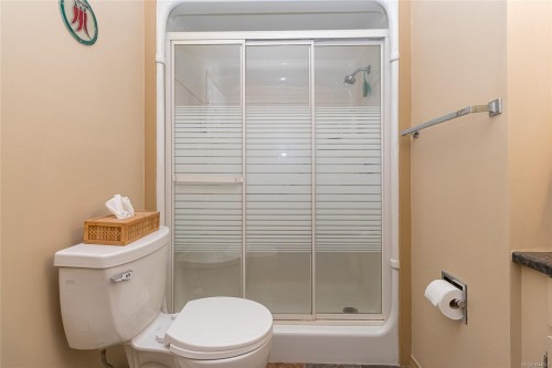 #9-6172 Alington Rd, Duncan, BC 