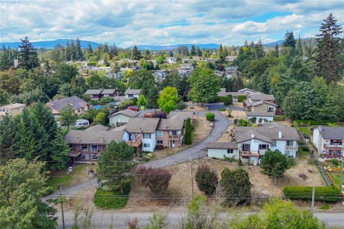#9-6172 Alington Rd, Duncan, BC 