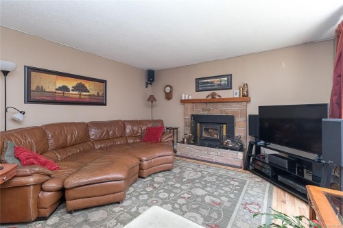 #9-6172 Alington Rd, Duncan, BC 