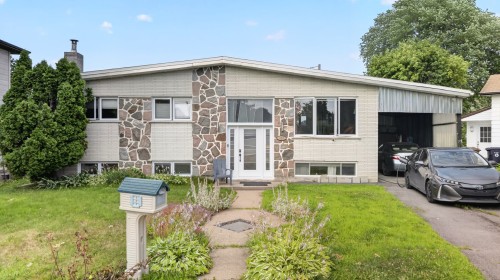 Entry - 410 Place De Sillery, Laval (Chomedey), QC - Outdoor