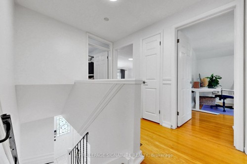 67 Cathedral Bluffs Drive, Toronto, ON - Indoor Photo Showing Other Room