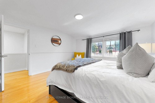 67 Cathedral Bluffs Drive, Toronto, ON - Indoor Photo Showing Bedroom