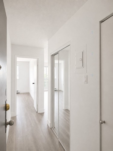 Mud Room - 509-453 Rue Darontal, Boucherville, QC - Indoor Photo Showing Other Room