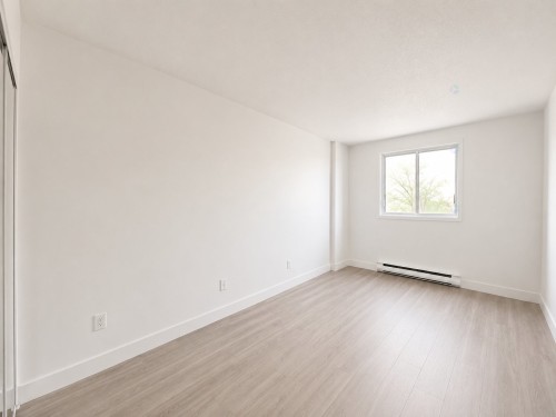 Bedroom - 509-453 Rue Darontal, Boucherville, QC - Indoor Photo Showing Other Room