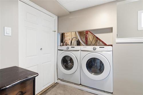 313 Leila Ave, Winnipeg, MB - Indoor Photo Showing Laundry Room