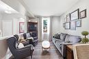 313 Leila Ave, Winnipeg, MB  - Indoor Photo Showing Living Room 