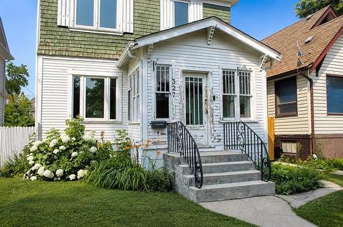 327 Machray Ave, Winnipeg, MB - Outdoor With Facade
