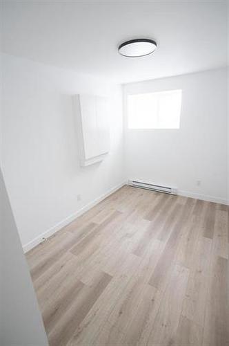 154 Perth Ave, Winnipeg, MB - Indoor Photo Showing Other Room