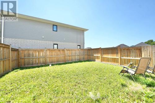 18 Weir Crescent, St. Thomas, ON - Outdoor