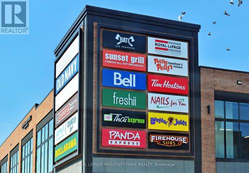 712 - 1808 St. Clair Avenue W, Toronto, ON - Outdoor