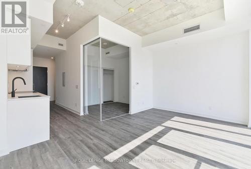 712 - 1808 St. Clair Avenue W, Toronto, ON - Indoor