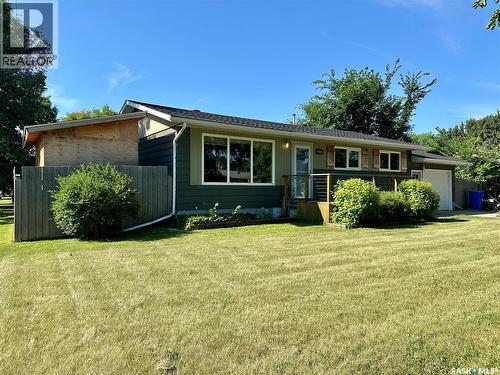 104 Johnston Crescent, Canora, SK - Outdoor