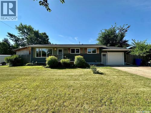104 Johnston Crescent, Canora, SK - Outdoor With Facade