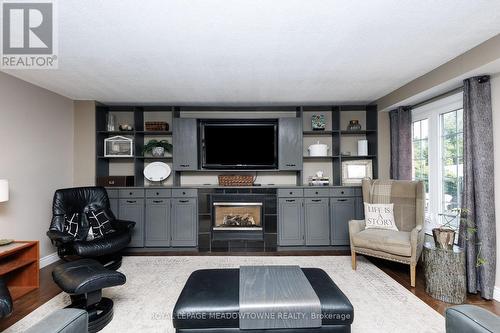 38 Mckillop Court, Brampton, ON - Indoor Photo Showing Living Room With Fireplace