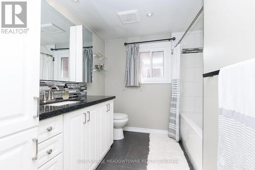 38 Mckillop Court, Brampton, ON - Indoor Photo Showing Bathroom