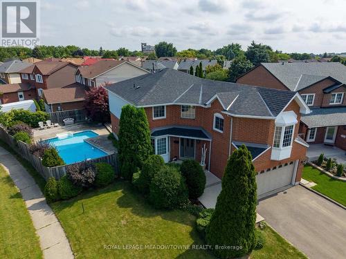 38 Mckillop Court, Brampton, ON - Outdoor With In Ground Pool