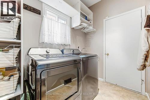38 Mckillop Court, Brampton, ON - Indoor Photo Showing Laundry Room