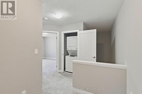13 Aqua Lane, Hamilton, ON - Indoor Photo Showing Other Room