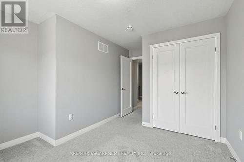 13 Aqua Lane, Hamilton, ON - Indoor Photo Showing Other Room
