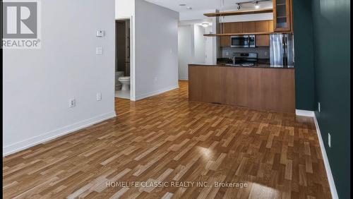 3508 - 10 Navy Wharf Court, Toronto, ON - Indoor Photo Showing Kitchen