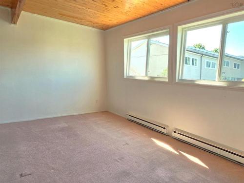27 Drumdonald Road, Halifax, NS - Indoor Photo Showing Other Room