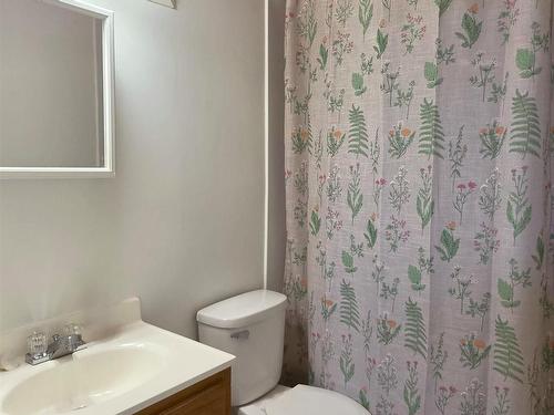 27 Drumdonald Road, Halifax, NS - Indoor Photo Showing Bathroom