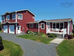 560 Gusset Road Lismore, NS B0K 1G0