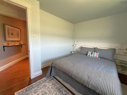 560 Gusset Road, Lismore, NS - Indoor Photo Showing Bedroom