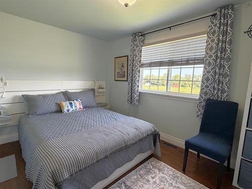560 Gusset Road, Lismore, NS - Indoor Photo Showing Bedroom