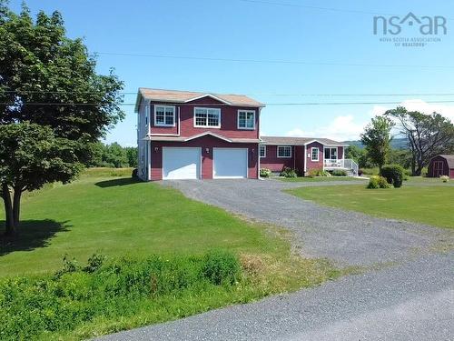 560 Gusset Road, Lismore, NS - Outdoor With Facade
