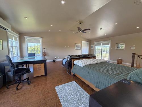 560 Gusset Road, Lismore, NS - Indoor Photo Showing Bedroom