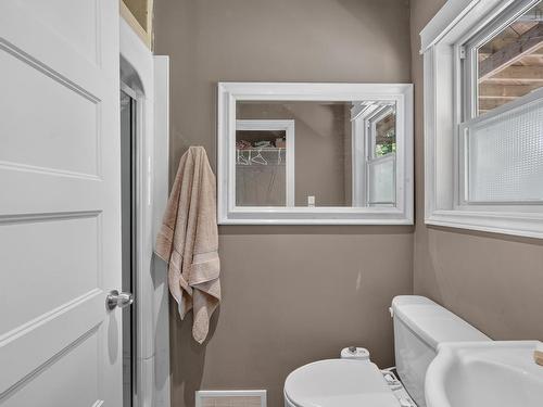 938 Weymouth Falls Road, Weymouth Falls, NS - Indoor Photo Showing Bathroom