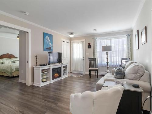 10 Mossberry Close, Hubley, NS 