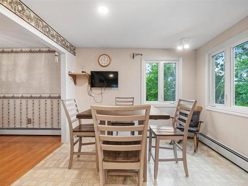 19 Bayswater Road, Dartmouth, NS 