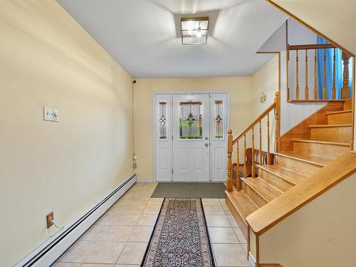 19 Bayswater Road, Dartmouth, NS 