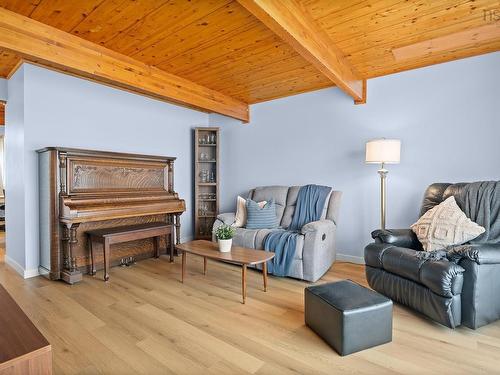104 Bromley Road, Halifax, NS - Indoor Photo Showing Living Room
