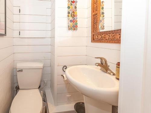 857 Granville Road, Victoria Beach, NS - Indoor Photo Showing Bathroom