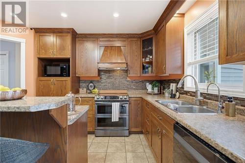 345 Cote Avenue, Hanmer, ON - Indoor Photo Showing Kitchen With Double Sink With Upgraded Kitchen