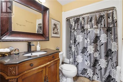 345 Cote Avenue, Hanmer, ON - Indoor Photo Showing Bathroom