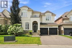 3256 RASPBERRY BUSH Trail Oakville, ON L6L 6V6
