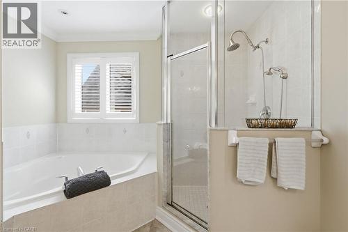 3256 Raspberry Bush Trail, Oakville, ON - Indoor Photo Showing Bathroom