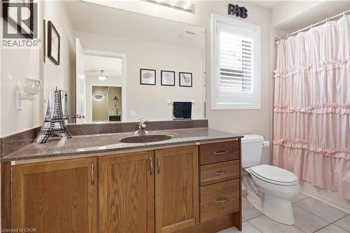3256 Raspberry Bush Trail, Oakville, ON - Indoor Photo Showing Bathroom