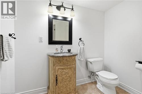 3256 Raspberry Bush Trail, Oakville, ON - Indoor Photo Showing Bathroom