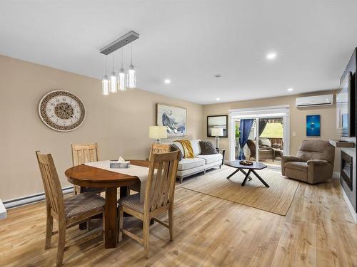 74 Mill Pond Lane, Cornwall, PE - Indoor Photo Showing Dining Room
