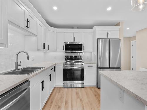 29 Loggie Drive, Summerside, PE - Indoor Photo Showing Kitchen With Double Sink With Upgraded Kitchen