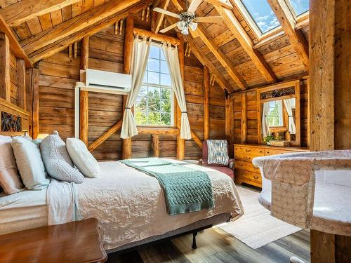 25 Bird'S Eye Drive, Rocky Point, PE - Indoor Photo Showing Bedroom