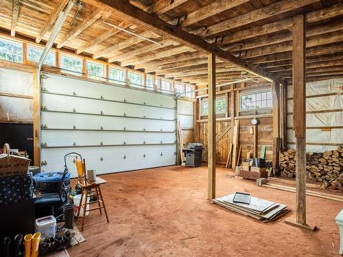 25 Bird'S Eye Drive, Rocky Point, PE - Indoor Photo Showing Garage