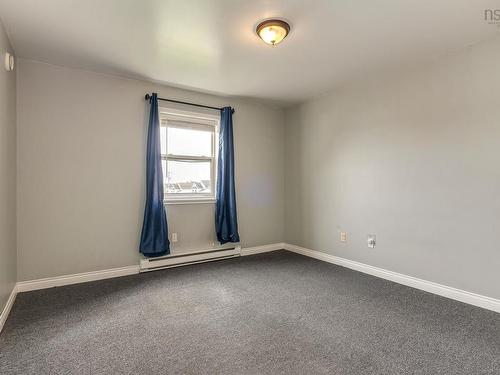 1 Jeep Crescent, Eastern Passage, NS - Indoor Photo Showing Other Room
