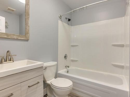 1 Jeep Crescent, Eastern Passage, NS - Indoor Photo Showing Bathroom